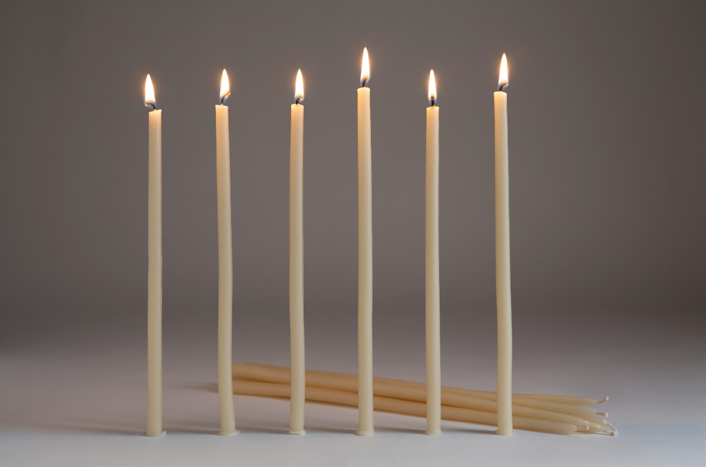 Northern Light Beeswax Taper Candle - Pack of 6