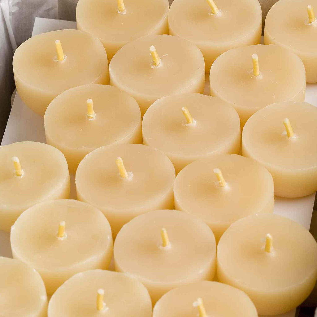 Northern Light Beeswax tealight candle