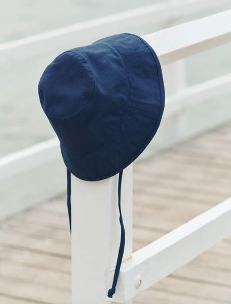 BAINA Sun Hat Bateman - Obsidian | Mr Kitly