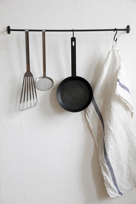 Fog linen towel bar on sale