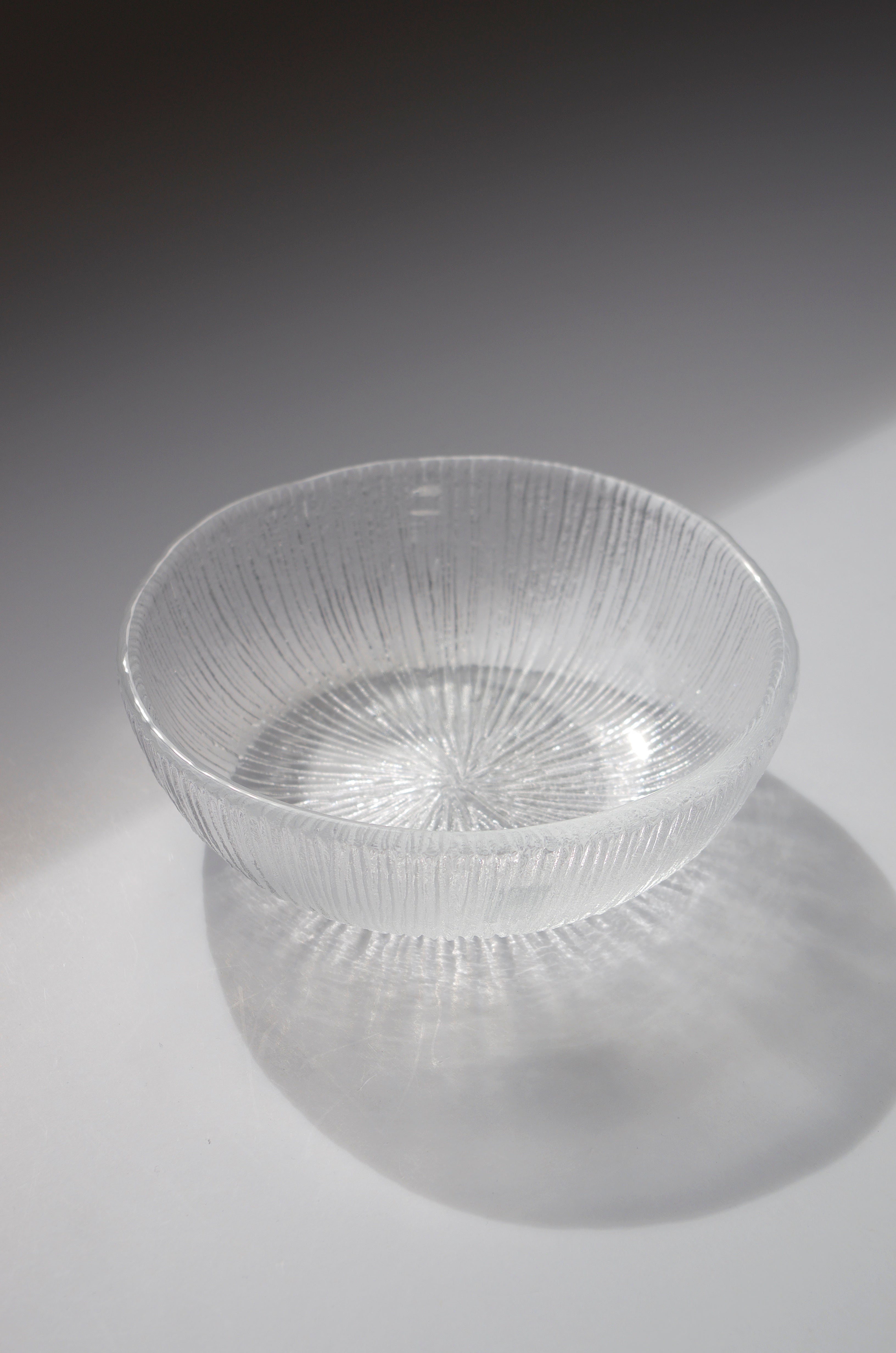 Toyo-Sasaki Nagisa Glass Bowl 190mm dia (46236) | Mr Kitly
