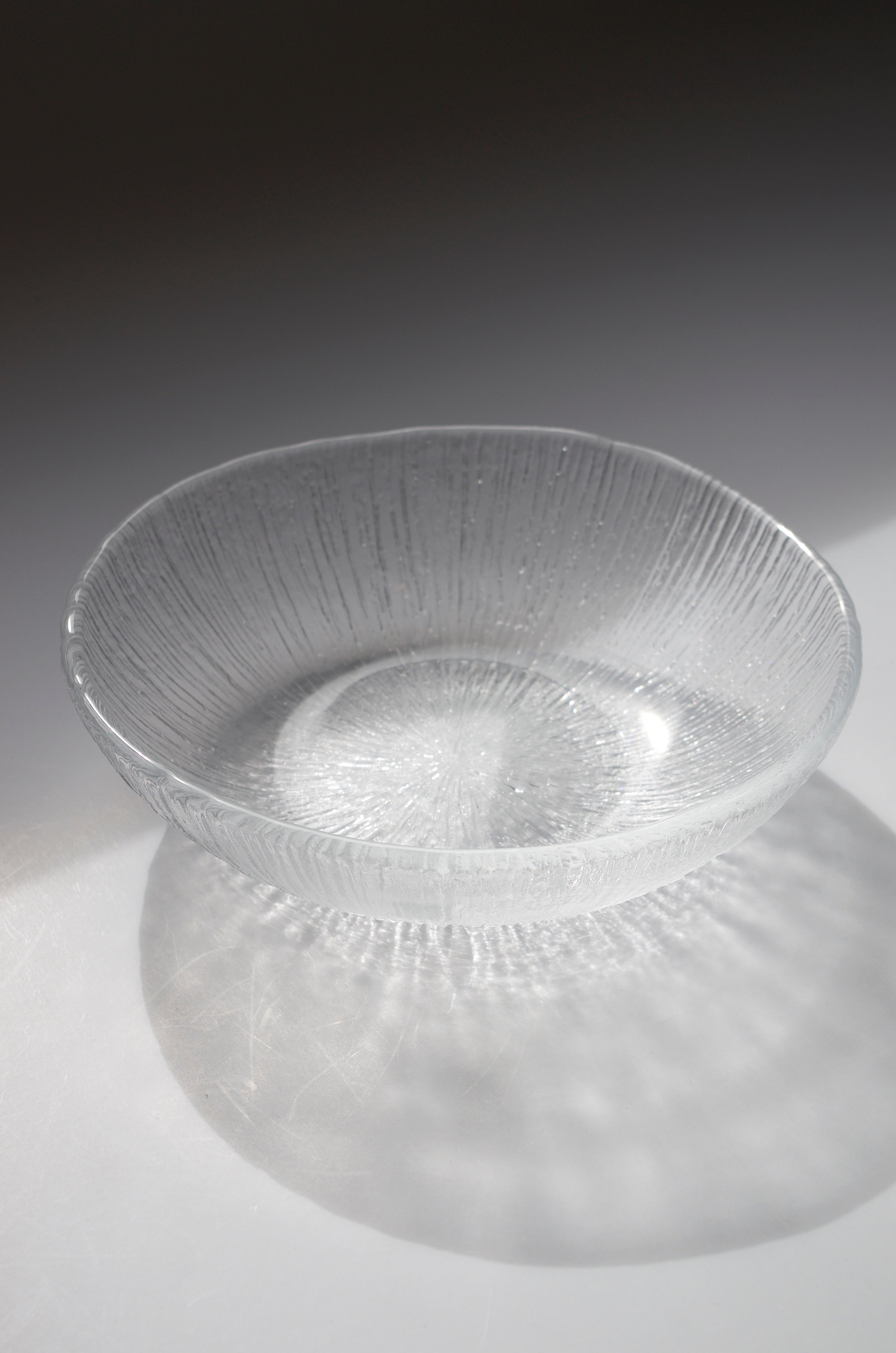 Toyo-Sasaki Nagisa Glass Bowl 245mm (46229) | Mr Kitly